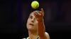 Sorana Cîrstea, învinsă în optimi la Roma (WTA), într-un meci perturbat de protestatari