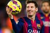 Cu cât s-a vândut șervețelul pe care a SEMNAT Leo Messi primul contract
