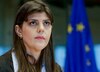 Procurorii UE amenință că vor da în judecată Comisia Europeană. Motivul invocat în procedura lansată de Laura (...)