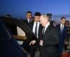 Vladimir Putin a ajuns în China, în prima sa vizită de stat din noul mandat de președinte. Xi Jinping l-a (...)
