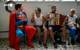 Cum a devenit 'Superman al Braziliei' un fenomen pe internet (foto)