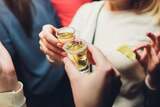 OMS, îngrijorată de consumul „alarmant” de alcool în rândul copiilor de 11-15 ani. „O ameninţare gravă pentru (...)