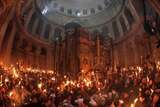 Lumina Sfântă, adusă de la Ierusalim sâmbătă seară. La Catedrala Patriarhală va fi primită la ora 19.00