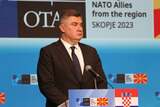Președintele croat Zoran Milanovic nu va putea deveni premier, deși a candidat pentru acest post în alegeri. (...)