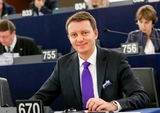 Parlamentul European a votat rapoartele lui Siegfried Mureșan privind alocarea a 4,8 miliarde de euro pentru (...)
