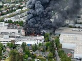O fabrică de armament din Berlin a luat foc, generând un nor toxic periculos. Fabrica trimitea echipament în (...)