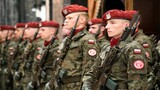 Țara în care cetățenii pot să își facă vacanța de vară în armată. Voluntarii vor primi și 1.400 de euro la finalul (...)