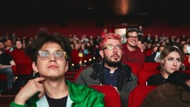 Participanții români la Festivalul de Film de la Moscova sunt mândri că s-au aflat în preajma lui Putin, Zaharova (...)