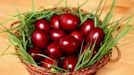 PAȘTE 2024: Câte ouă roșii avem voie să consumăm? Sfaturile medicului nutriționist Mihaela Bilic