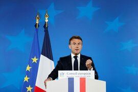 Macron condamnă activitățile destabilizatoare ale RUSIEI și IRANULUI, dar cere evitarea escaladării conflictelor (...)