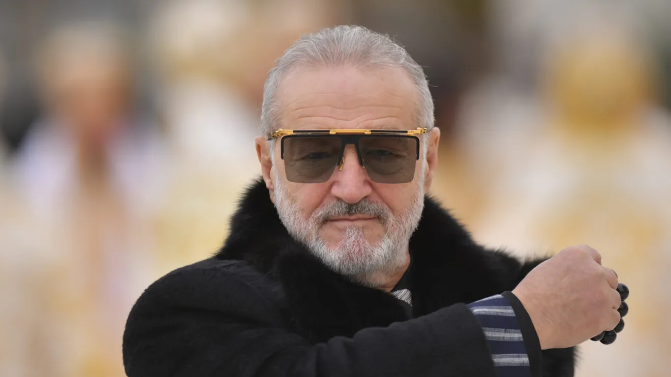 Fotbalistul FCSB i-a transmis lui Gigi Becali că e supărat pentru că îl ceartă și patronul l-a pus imediat pe lista (…)