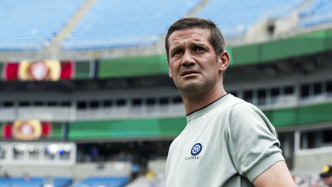 Gazzetta dello Sport: „Chivu le-a transmis fotbaliștilor de la Inter că liderul este el”. Cum s-a impus românul în (…)