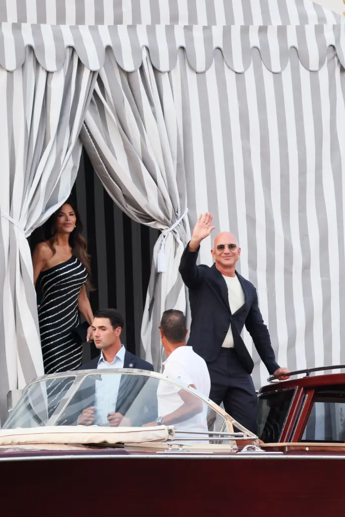 Jeff Bezos face nunta anului în secret total. Ce li s-a interzis invitaților să spună