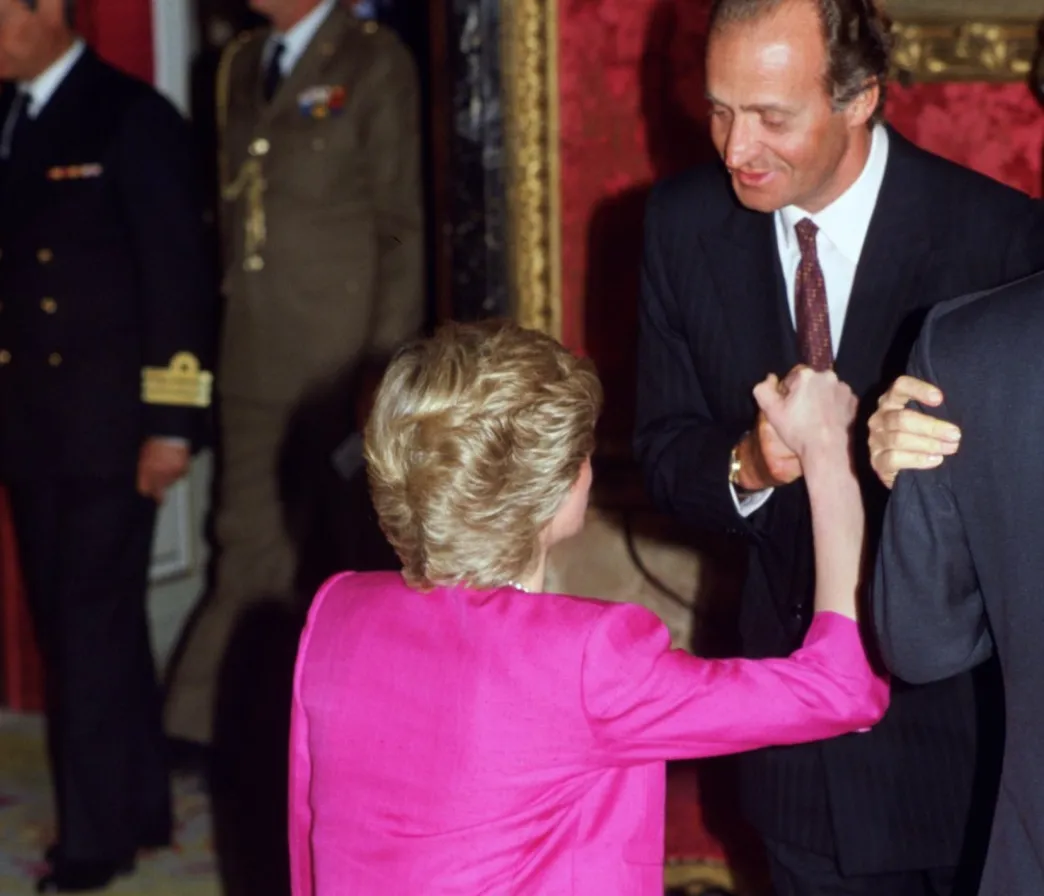 Ce secret ascunde 'Regele Afemeiat' despre legătura cu prințes Diana? A decis să rupă tăcerea într-o carte de memorii