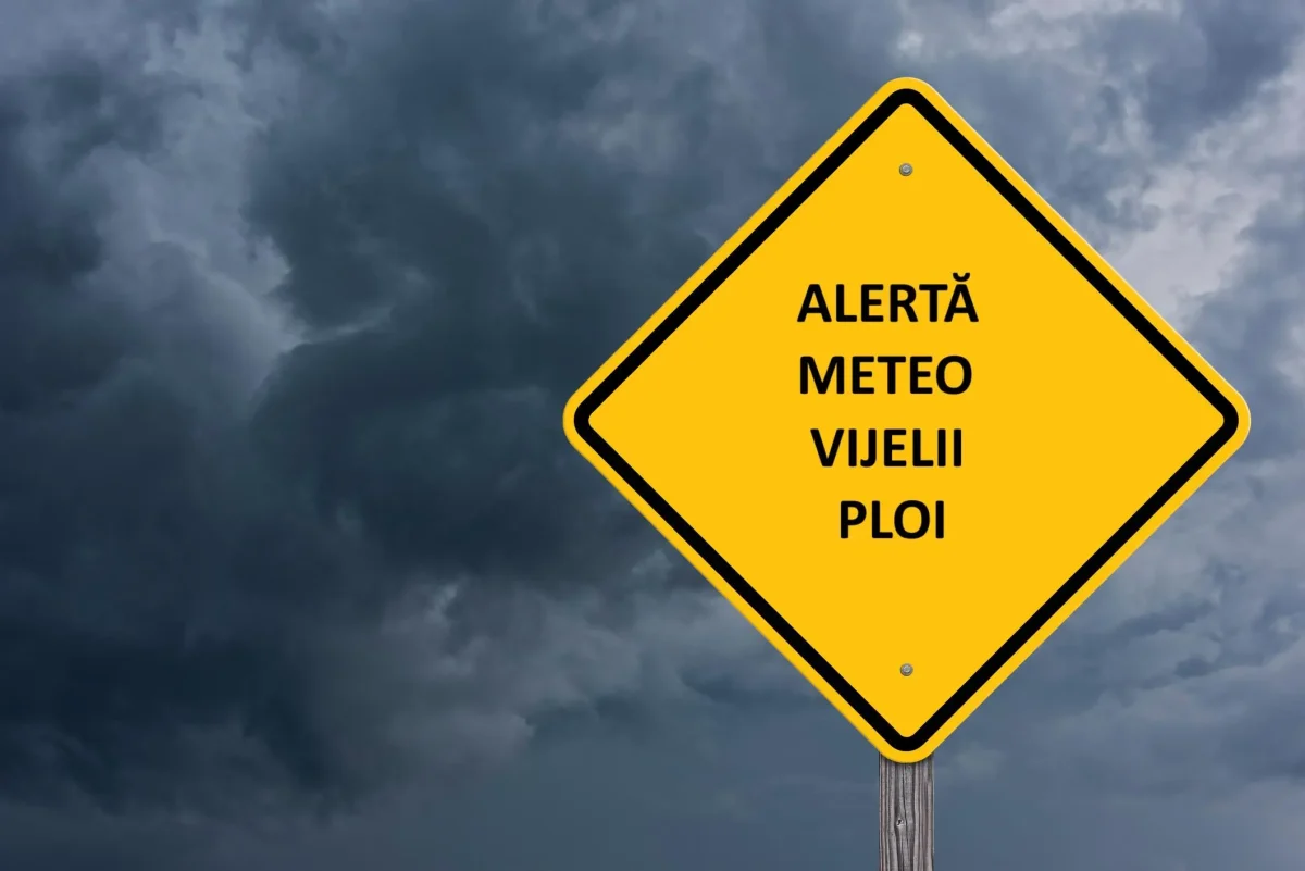 Coduri portocalii și galbene de furtuni și inundații în România! Zonele aflate sub avertizări de vreme severă