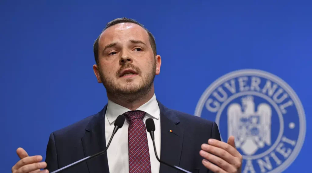 Alexandru Rogobete: Personalul medical va putea sesiza pe site-ul ministerului problemele din spitale și abuzurile (…)