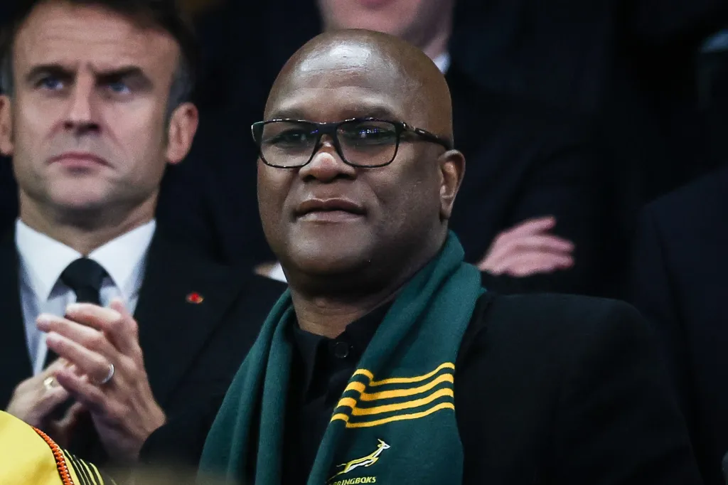 Moarte suspectă la Paris! Ambasadorul Africii de Sud, găsit mort lângă un hotel de lux