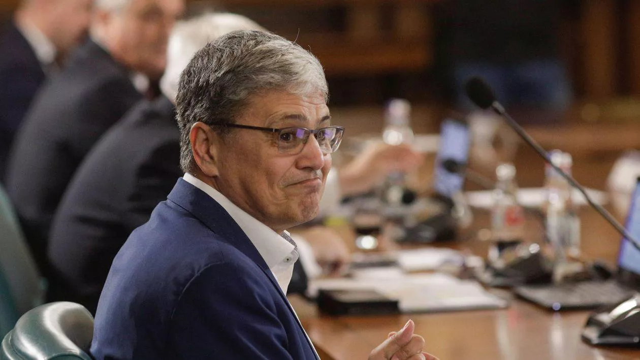Cozmin Guşă: Boloş, un incompetent impus în Guvern de către Hellvig și Bolojan ca să facă pe plac lobby-ului LGBT (…)