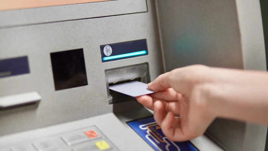 Taxa pe care românii ar putea să o plătească şi de 2-3 ori pe zi