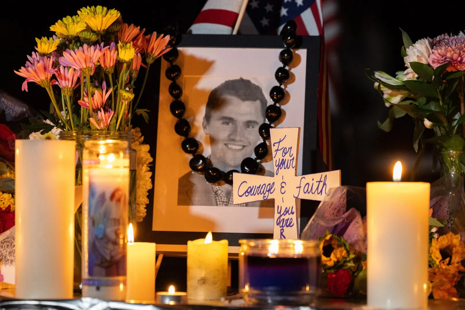 Cum a zguduit asasinarea lui Charles Kirk bursa americană și piața armelor (analiză)