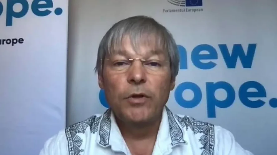 Un taximetrist care a refuzat să îl ia pe Dacian Cioloș de la aeroport a fost amendat cu 500 de lei