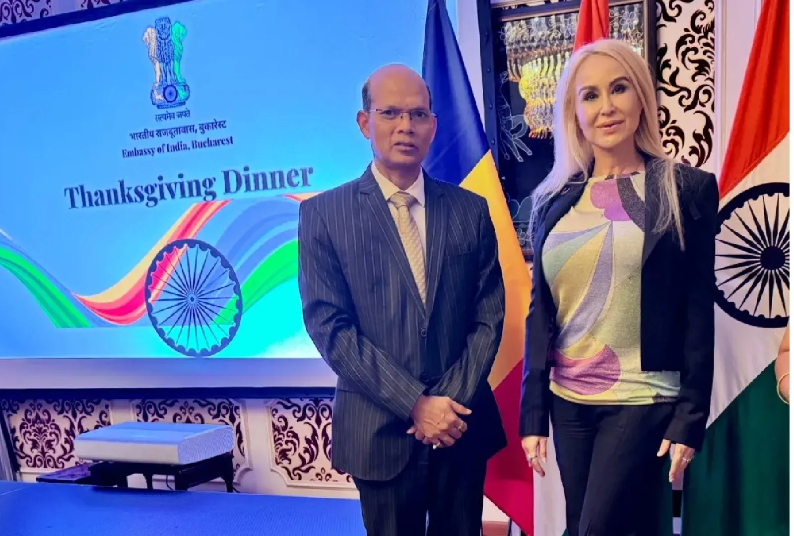 Soția unui fost oficial de la Dinamo, oaspete de onoare al Ambasadei Indiei. Ea le-a vândut talismane mai multor (…)