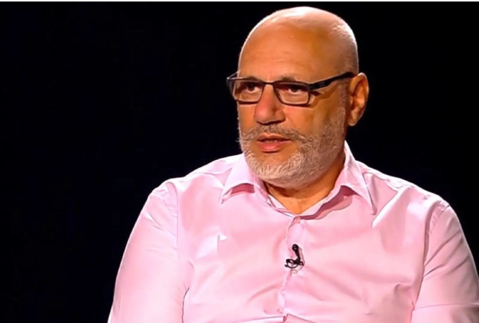 Cristian Andrei, cel mai mediatizat psihoterapeut, ar practica fără atestat. Două foste paciente îi aduc acuzații grave