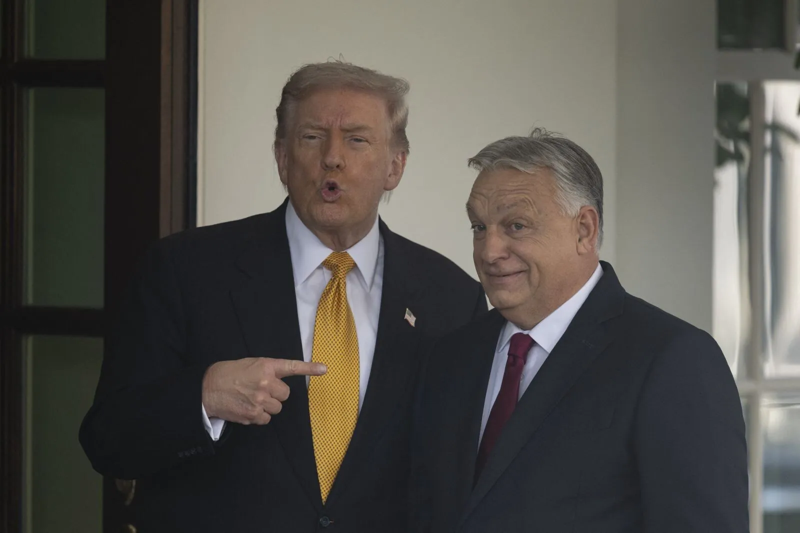 VIDEO Donald Trump nu renunță la retragerea trupelor din România: „Îmi plac românii, sunt un popor grozav. Relația e (…)