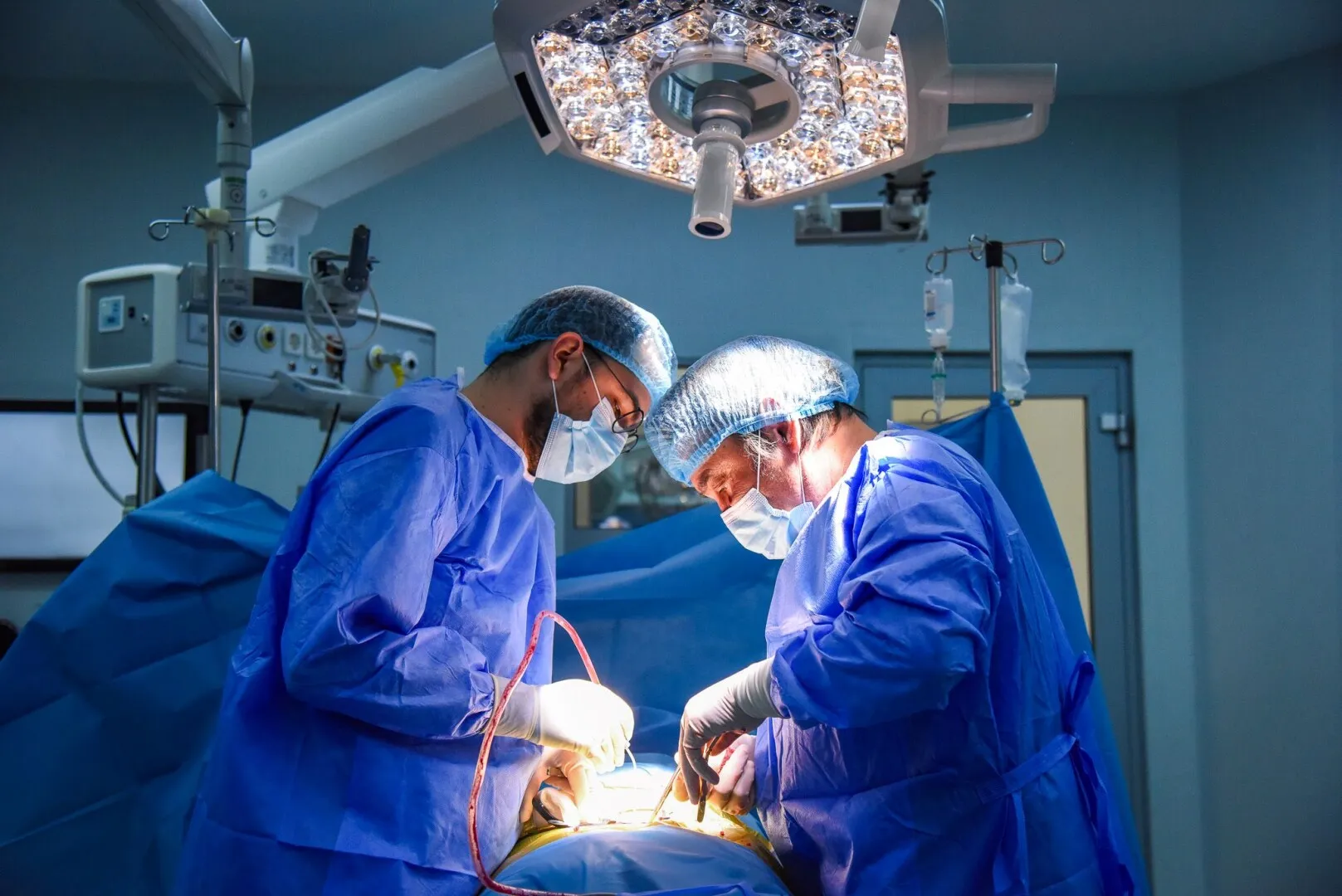 Durerile de spate au revenit după 20 de ani de la tratament. Cum a fost posibil