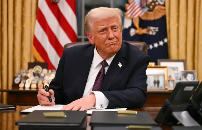 YouTube îi va plăti lui Donald Trump o despăgubire de 24,5 milioane $ pentru că i-a suspendat contul