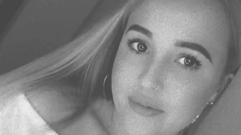 Anna, o mămică de 30 de ani, a fost ucisă de fostul iubit. Tragedia a avut loc sub privirea neputincioasă a fiului (…)