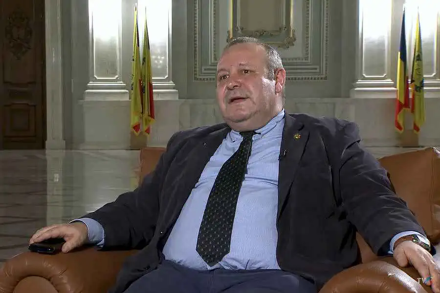 Fenechiu (PNL): „S-a spus că pensiile magistraților sunt mai mari decât salariile, ceea ce este neadevărat”