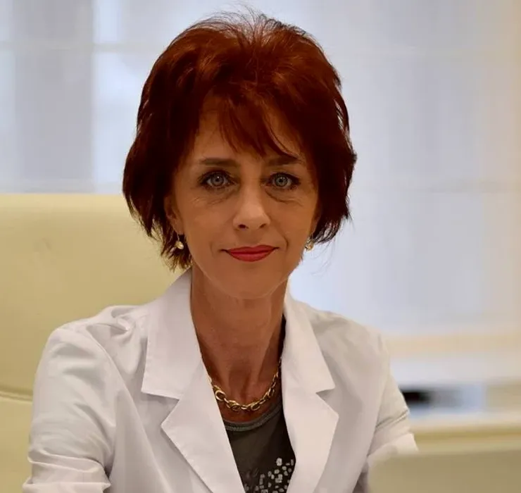 O celebră doctoriță din România dezvăluie că s-a tratat la Flavia Groșan. Diana Șoșoacă: A fost un martir al adevărului