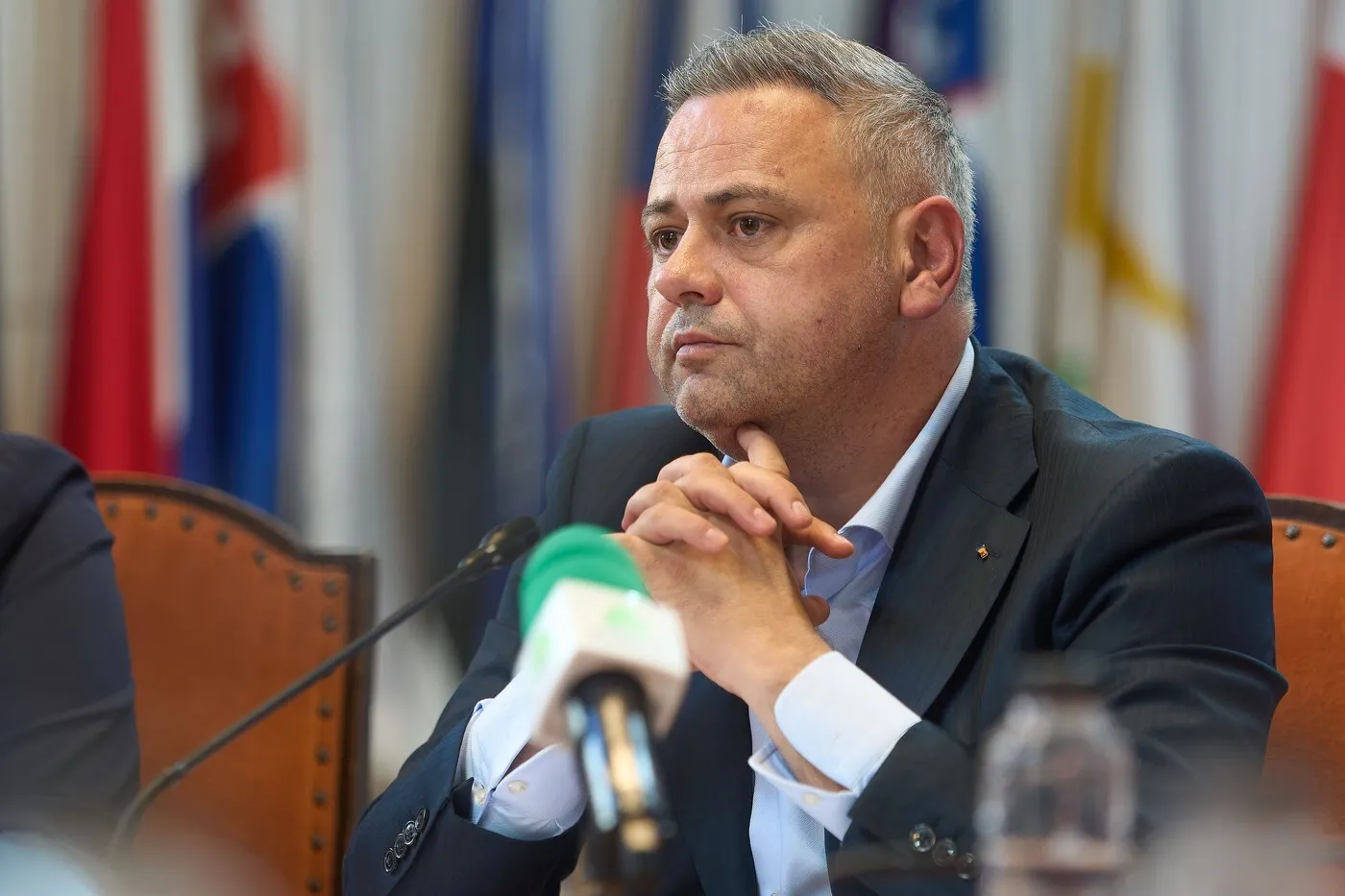 BREAKING Coaliția rezistă în Parlament: Moțiunea împotriva ministrului Agriculturii a fost respinsă