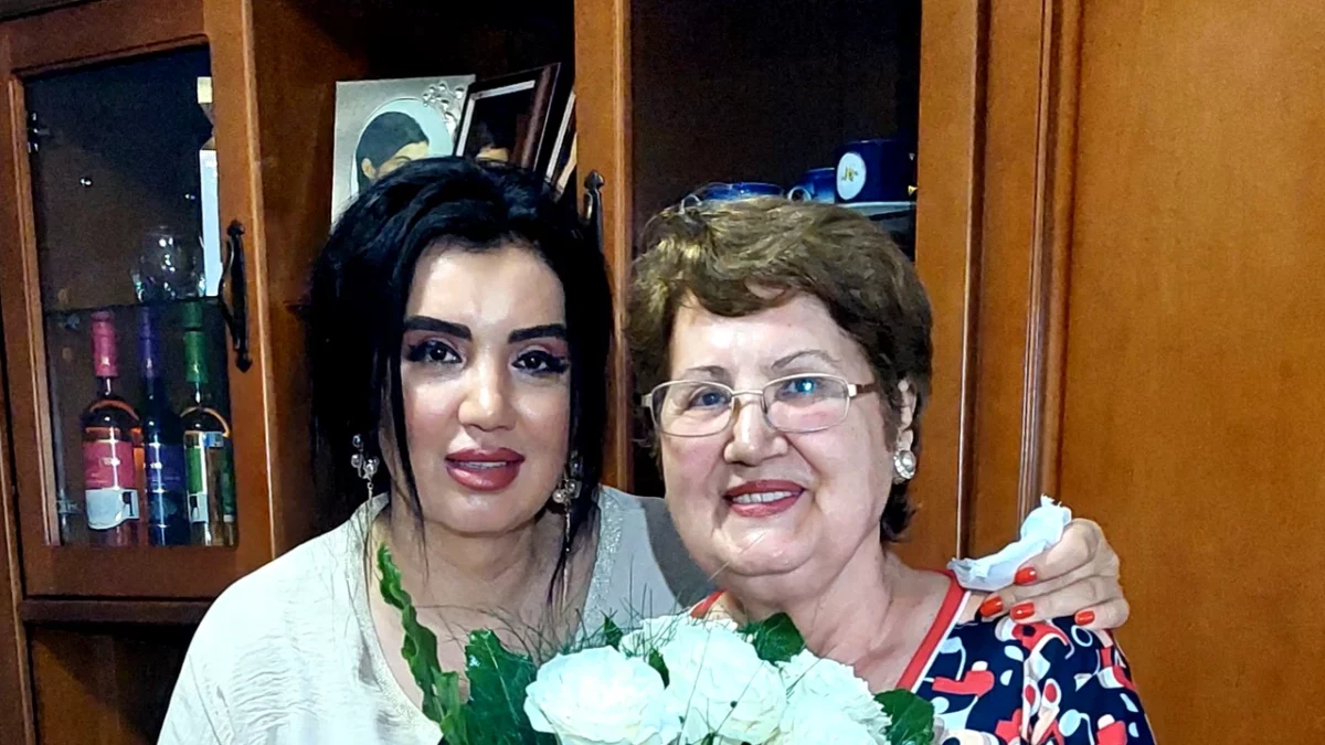 George Restivan știa că mama Adrianei Bahmuțeanu o să moară. Carmen Harra i-a prezis: ”Am știut că nu apucă 2026”
