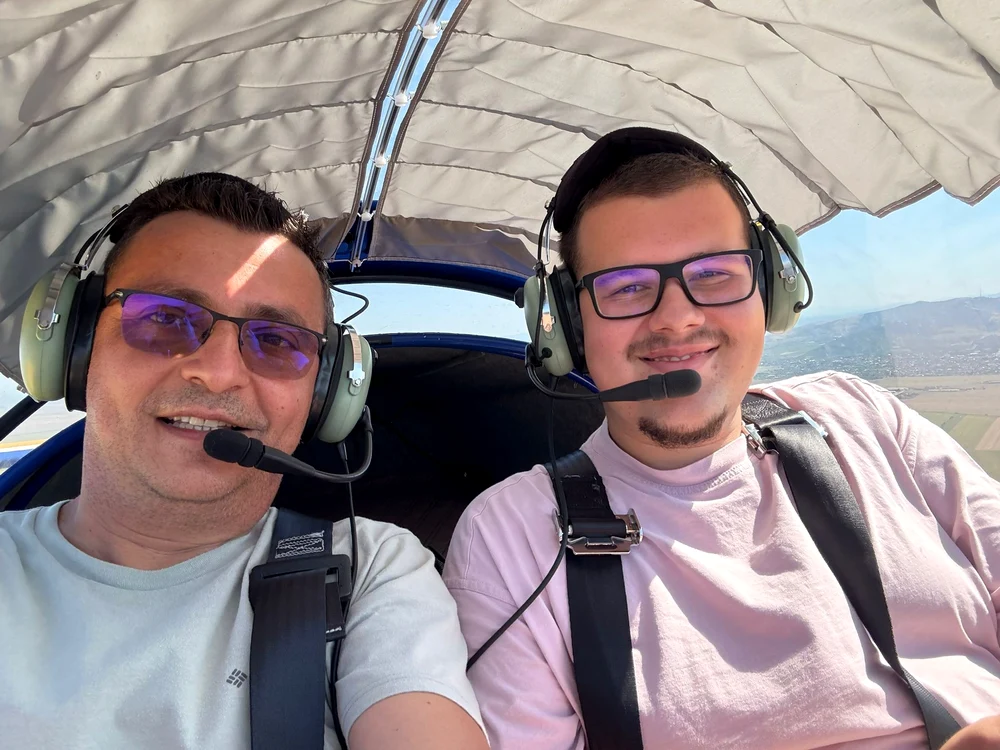 Când va fi înmormântat tânărul de 18 ani, mort în accidentul aviatic din Arad