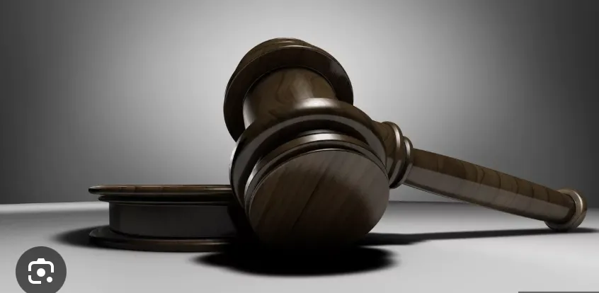 Un ou Fabergé rar, din cristal și diamante, evaluat la peste 26 de milioane de dolari, scos la licitație