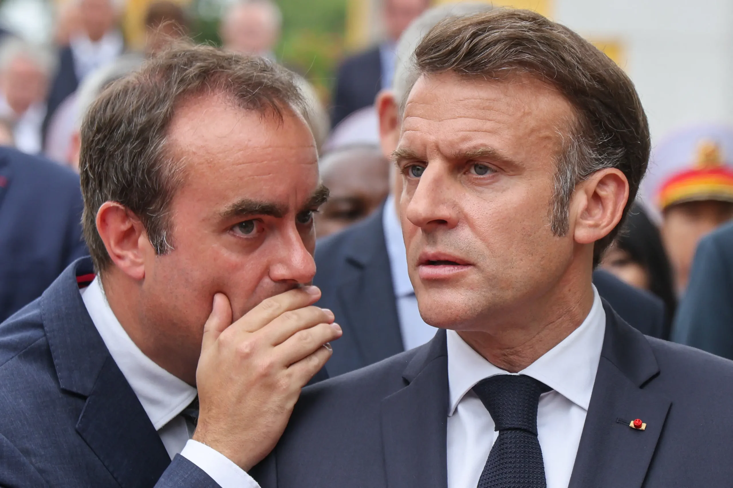 Macron îl numește din nou pe Lecornu în funcția de prim-ministru al Franței după ce primul său cabinet s-a prăbușit (…)