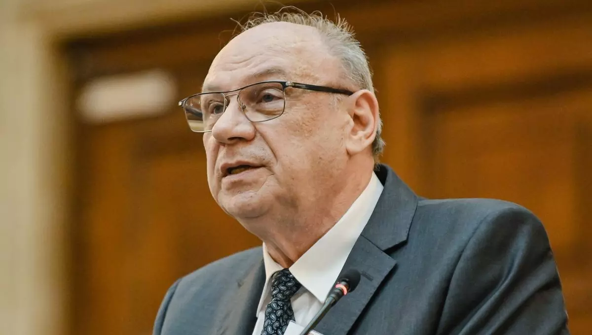 Marian Enache, fostul președinte CCR, venituri de 20.000 de euro lunar, din salariu și pensie. Ce alte sporuri a mai (…)