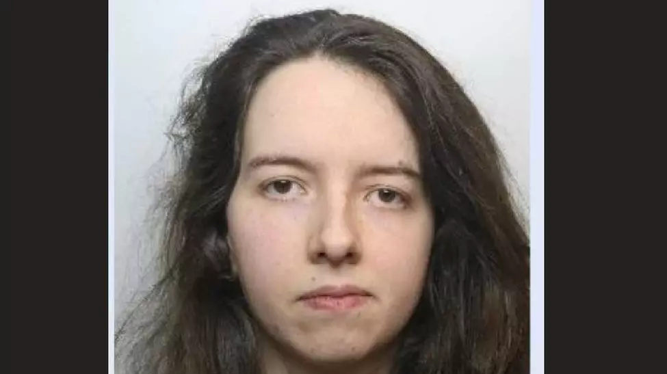 Marie polițista, SPAIMA PEDOFILILOR din UK, investeşte din şantaj în PĂCĂNELE