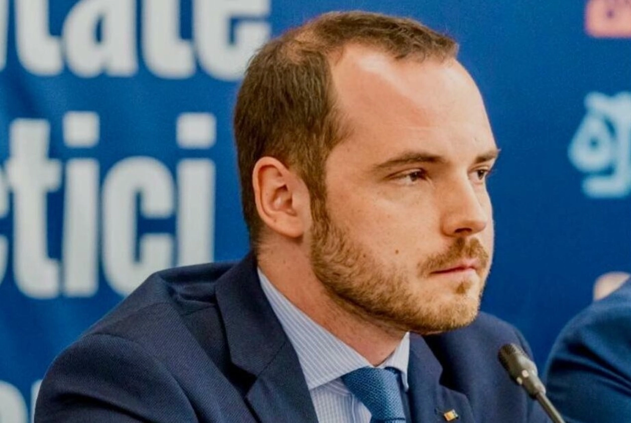 Ministrul Sănătății: În Centrele de Mari Arşi de la Timişoara şi Târgu Mureş, primii pacienţi vor putea intra în (…)