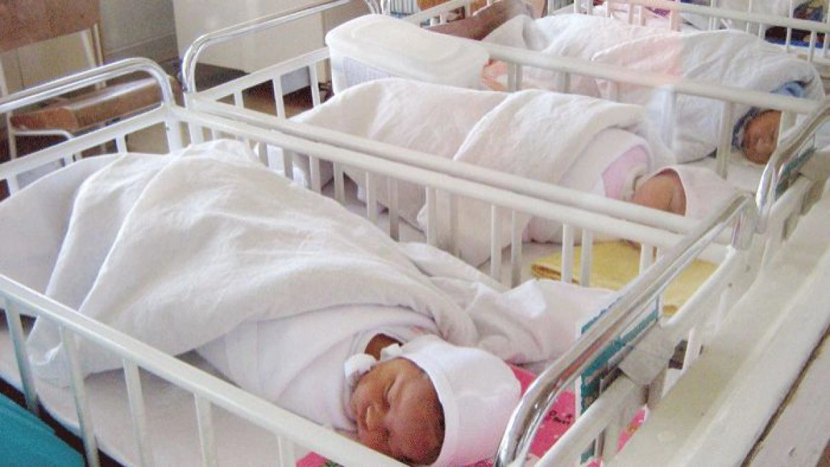 România extinde din 2026 screeningul neonatal
