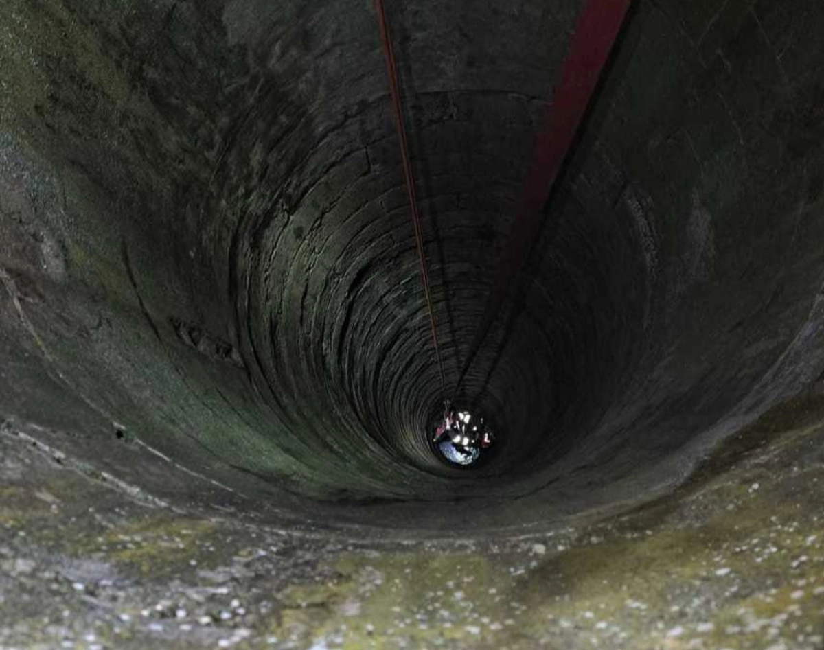 Apa din 15 fântâni publice din judeţ, improprie consumului