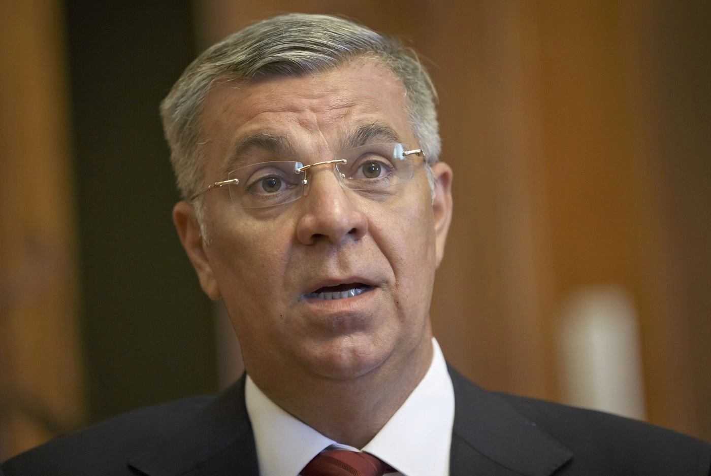 Valeriu Zgonea anunță reorganizarea la ANCOM: Se reduc 100 de posturi, 15 de șefi!