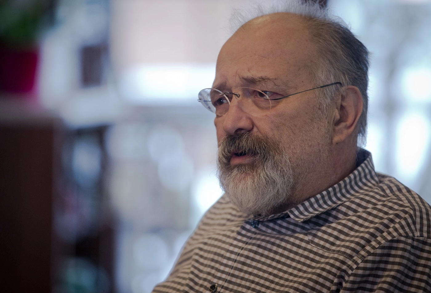 Stelian Tănase, ipoteză explozivă după demisia lui Ionuț Moșteanu: 'A fost lucrat de o branșă a serviciilor. Sunt (…)