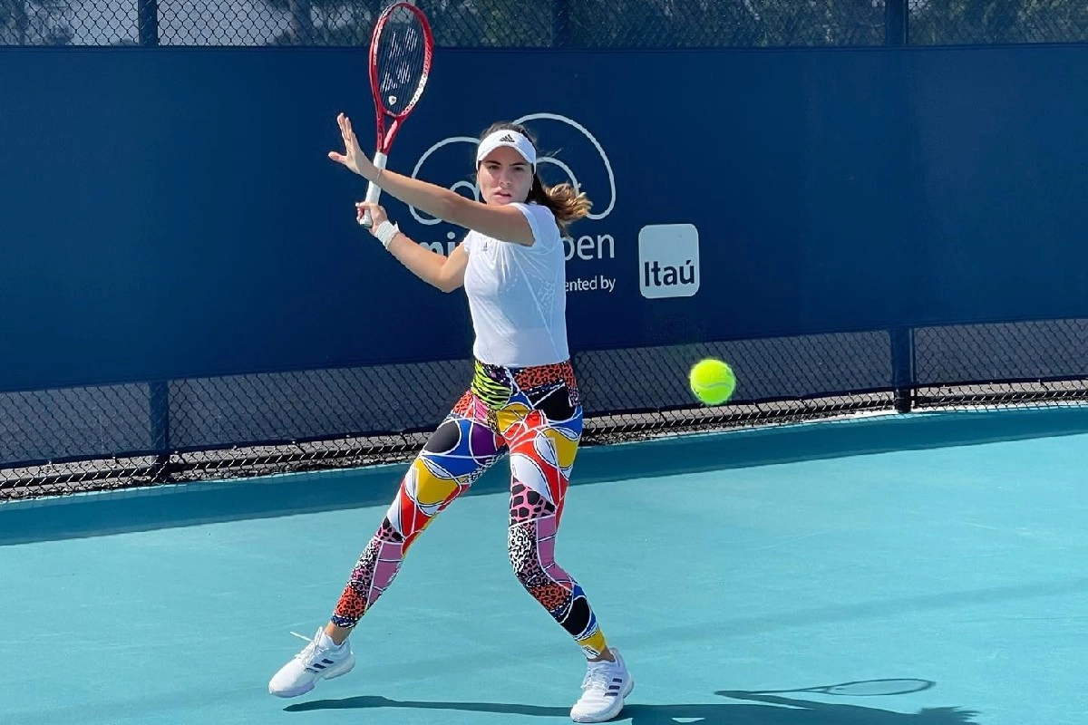 Gabriela Ruse şi Ashlyn Krueger s-au retras din proba de dublu la Osaka