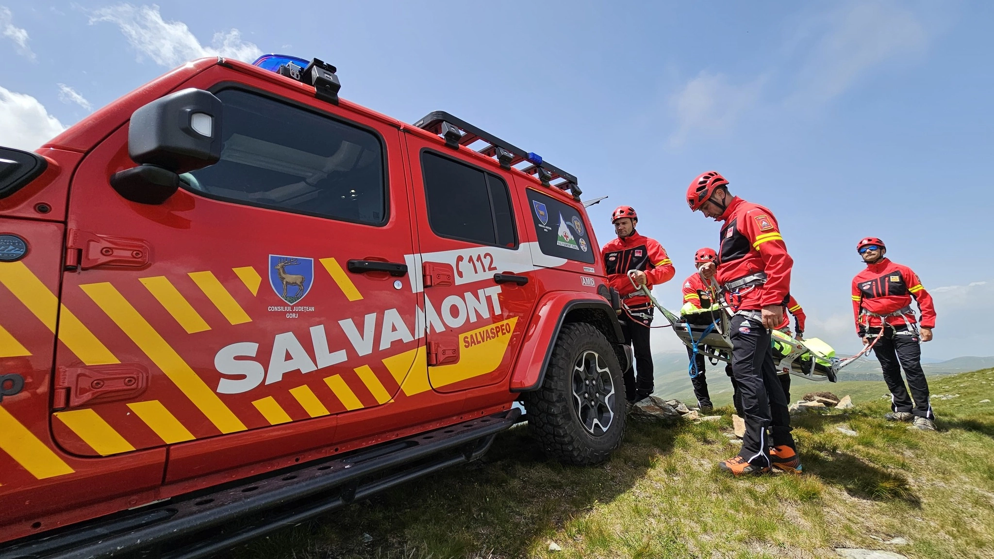 Intervenție Salvamont în Munții Maramureșului: doi ucraineni au cerut ajutorul autorităţilor române