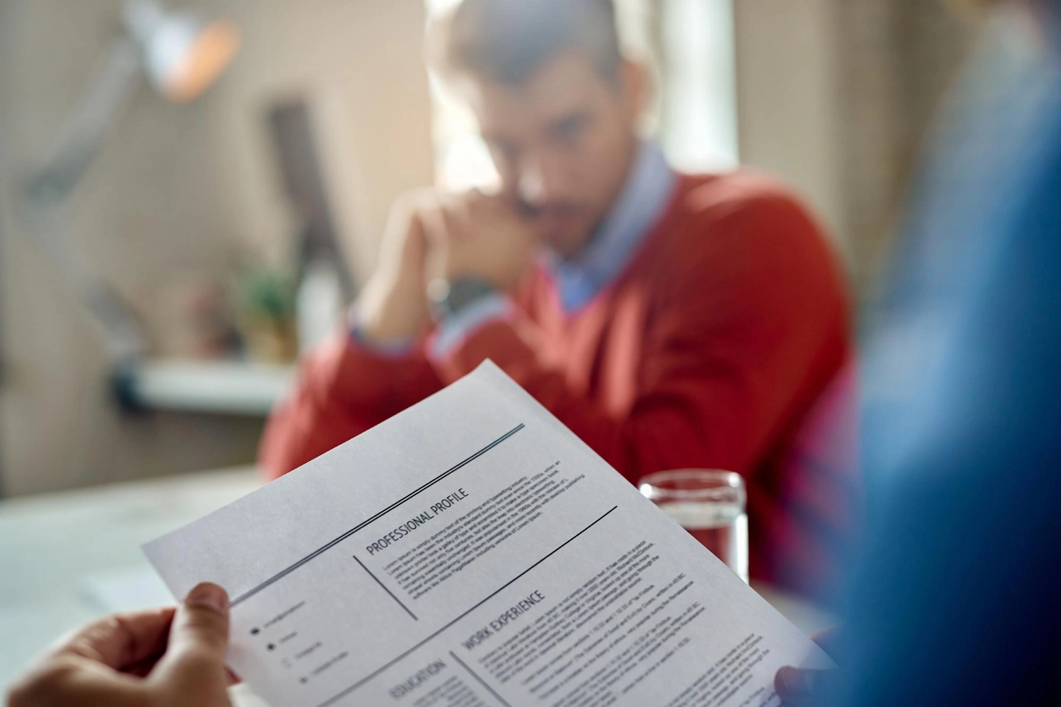 Prenumele tău îți poate influența șansele de angajare mai mult decât CV-ul: un amplu experiment demonstrează lucruri (…)
