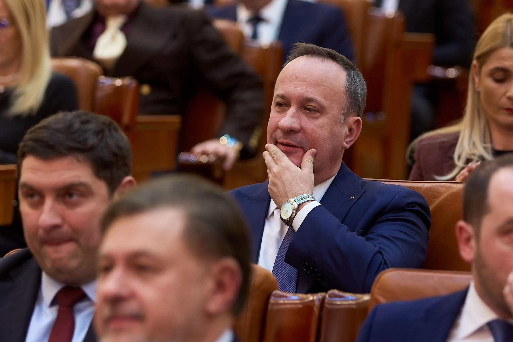 Adrian Câciu ironizează Guvernul: Germania crește salariul minim, noi avem una dintre cele mai scăzute taxări și tot (…)