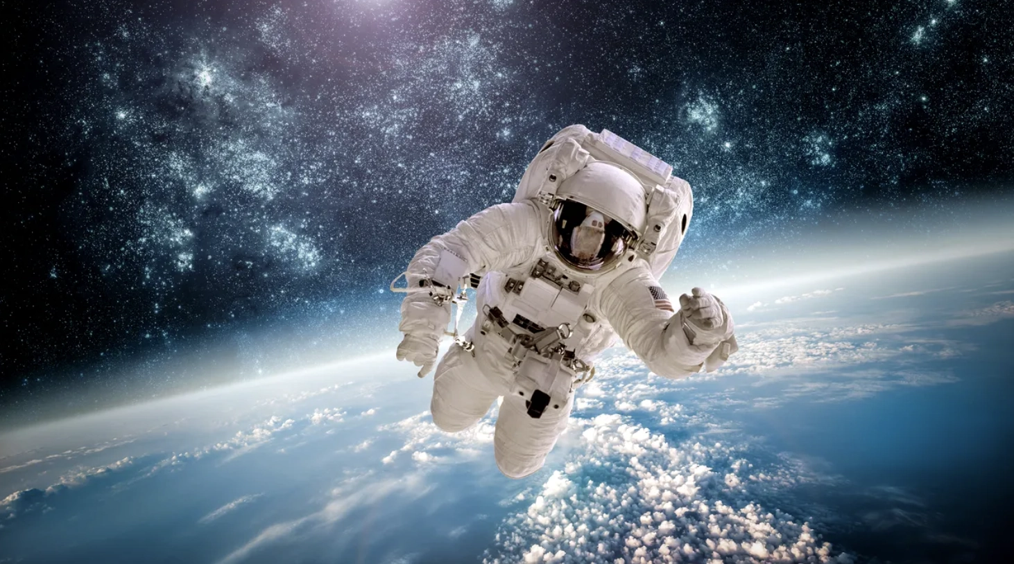 Trei astronauţi europeni vor participa la misiunile NASA către Lună